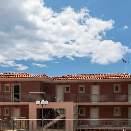 公寓式酒店 叶莱妮公寓 Vlachata