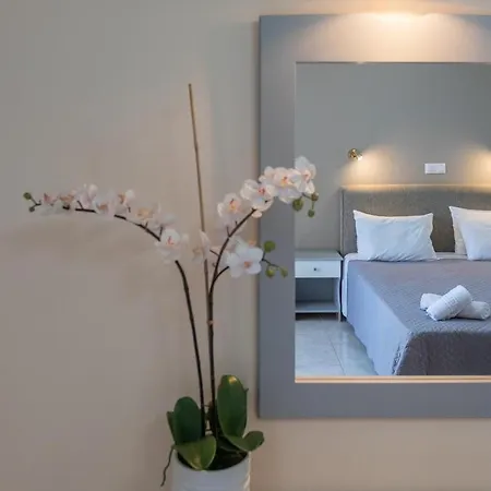 叶莱妮公寓 Vlachata