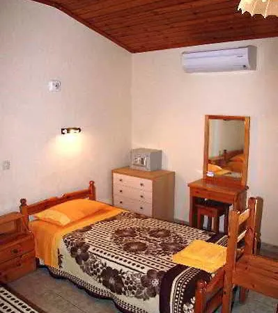 Hotel apartamentowy Eleni